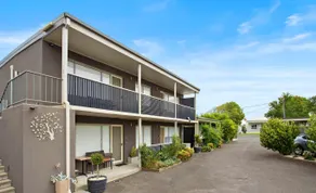Newly Renovated Geelong Serviced Apartments by Short & Long Stays - Image 3
