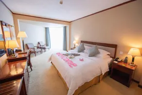 Celebrity Hotel Changchun - Image 2