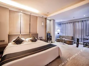 Xiongxin Haoting Hotel - Image 1
