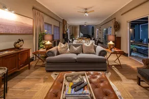 Fever Tree Guesthouse - Image 2