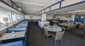 Admiral Resort Motel - Image 4