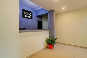Super OYO Hotel O Indira Nagar - Image 3