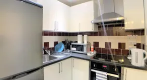 Cosy Rooms next to St Pancras Station - Image 2