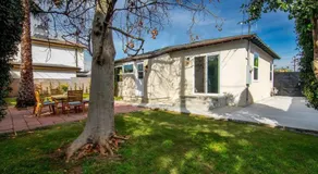 Beautiful 3 Bed 1 Bath Designer Home + Hot Tub - Image 5