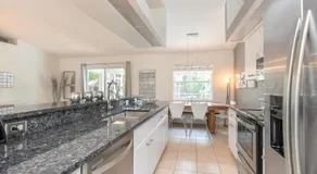 Villa contemporaine avec piscine I avec plage privée, piscine chauffée, jacuzzi, WiFi gratuit - Image 3