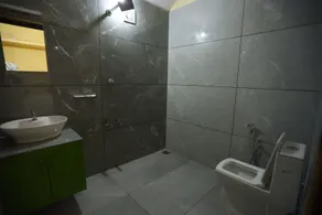 Karingens Resort - Image 2