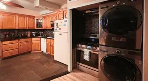 NY - NJ Tennis Suites - Sleeps 40 - 15 Mins to NYC - Image 3