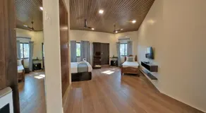 M Beach Resort - Image 2