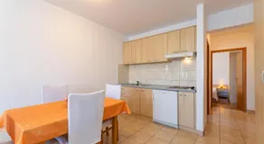 1 Bedroom Awesome Apartment In Vinjerac - Image 2