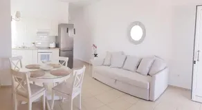 Katy's Luxury Apartments - Image 4