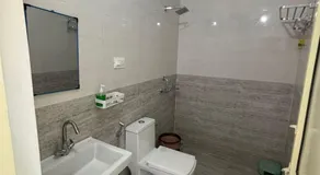 The Jade Inn - Image 3