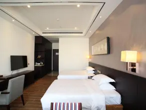 Guang Ling Nan Fan Hotel - Image 4
