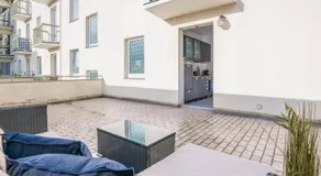 SpaceStays Apartment For 5 Zentrum WIFI HBF - Image 4