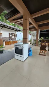 Eagles Nest Beach Resort Room 5 - Image 5