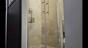 Studio au calme rive droite - Image 2