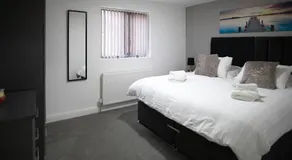 City Lodge Serviced Apartments Worcester City Centre - Parking - Image 2