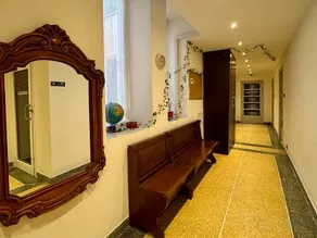THE SHUTTLE ROOMS - al porto - fortezza - vicino Prefettura - Image 4