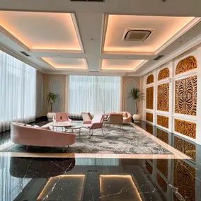 The Grantage Hotel & Sky Lounge - Image 2