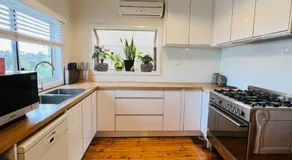 Treetop Home - Image 5