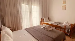 Garden Guesthouse - Image 2