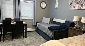 Just Like Being at Home- Newly Renovated Unit - Image 5