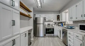 Peaceful Retreat w/ Private Hot Tub in New Albany - Image 3