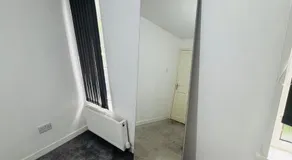 Private Room in Glasgow City - Image 4