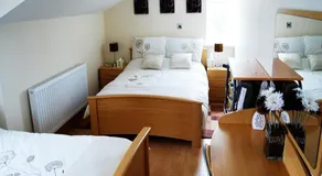 Winchfawr Lodge - Image 2