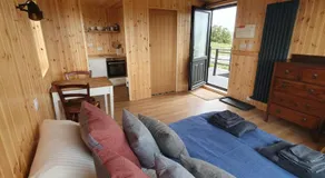 The Wee Red Cabin - Image 2