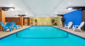 Clarion Pointe Rhinelander Downtown - Image 4
