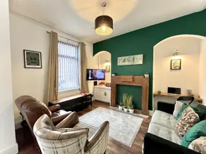 Modernised 3-bed home in Bamber Bridge, Preston - Image 2