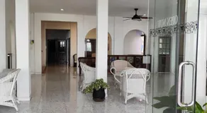 Seaside Palace Hotel - Image 2