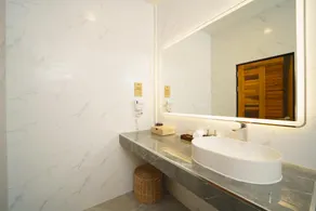 High Tree Resort, Krabi - Image 2