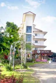 Cabbages and Condoms Inn - Image 3