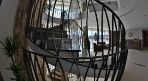 Royal Residence - Image 3
