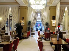 Hotel California Champs Elysees - Image 5