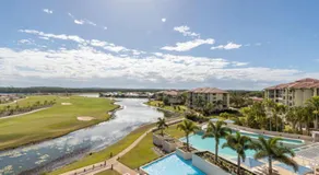 Spa Apartment Beautiful Views Of Golf Course - Image 4