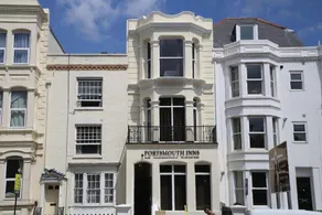 Portsmouth Budget Hotels - All rooms are EN-SUITE - Image 3