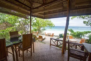 Bara Beach Bungalows - Image 2