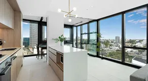 Aurora City Center Executive Apartment Perth CBD-Pool & Gym &Parking-Adjacent RAC - Image 4