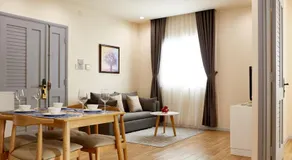 8B Aparthotel - Image 2