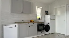 Apartmani Mlinar - Two bedroom apartment with seaview - Image 4