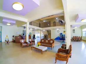 Sealight Hotel - Image 2