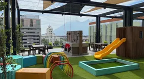 Lux 2 BR apartment, swimming pool, gym and free parking spot in downtown Monterrey - Image 4