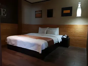 Winners Hotel - Image 3