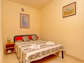 House Hidden Bay-One Bedroom Cottage with Terrace ans Sea View - Image 3