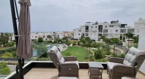 Nice 2 bedroom Bali Apartment with sea views - Image 5