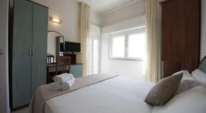 Hotel Euro - Image 2
