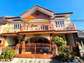Sierra Homestay Malang - Image 1
