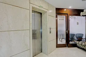 Super Townhouse Relax Suits A Boutique Hotel Vasundhara - Image 4